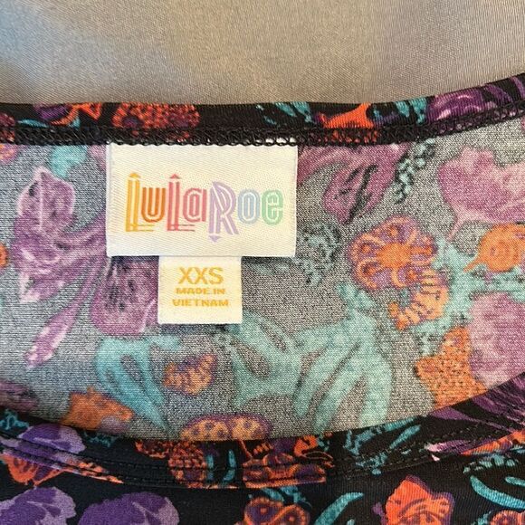 (3/$15) LulaRoe Irma size XXS. Floral print Oversized tunic - Picture 5 of 8